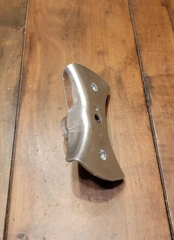 استبدال Honda New Genuine Blade حامل HRN216 HRR216 HRS216 HRX217 72610-VG3-030 OEM in Saudi Arabia