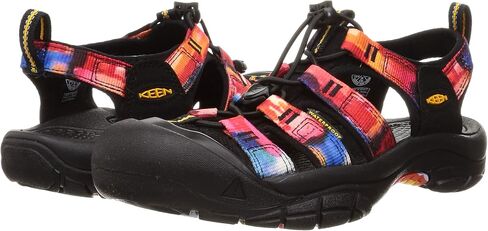 KEEN Women's Newport H2 Closed Toe Water Sandals, Monochrome/Granite Green, 10 in Kuwait