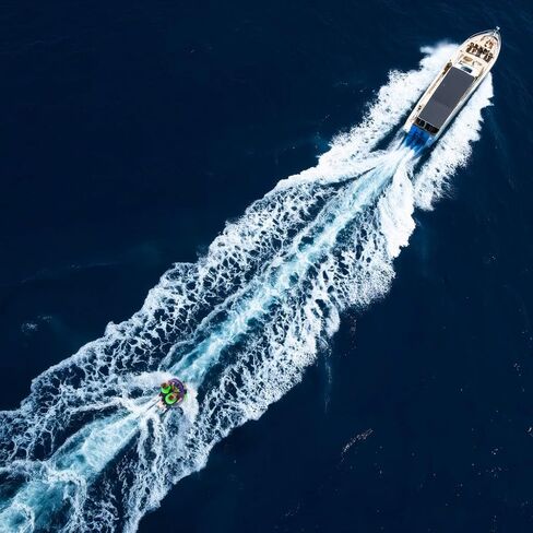 PEAKFLOW Towable Tubes for Boating,Eclipse 2 Rider Towable Tube,840D Heavy Duty Nylon Cover and 28 Gauge PVC Liner,EVA Foam Pads and 4 EVA Handles with Knuckle Guards,Swift Connect Rapid Boston Valve in Saudi Arabia