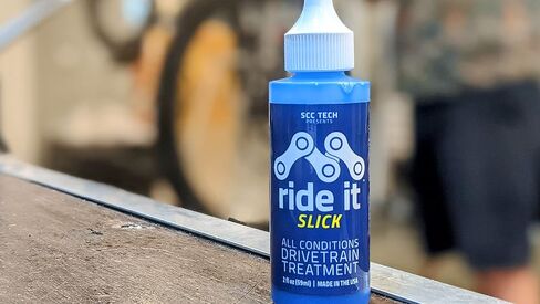 SCC Slick™ All Conditions Bike Chain Lubricant in Saudi Arabia