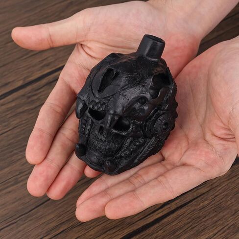 Aztec Death صافرة ، Skull Quetzalcoatl Design 125+ Decibels بصوت عالٍ أصيلة يصرخ صراخ حرب صراخ حقيقي مع هدايا حقيبة الرباط (أسود) in Saudi Arabia