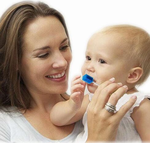 Disposable Oral Sponge Swabs Unflavored-Dental Sponge Swabsticks Unflavored for Mouth & Gum Cleaning 100 Counts (Blue Coarse) in Saudi Arabia