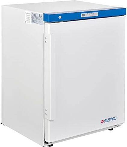 Global Industrial Undercounter Laboratory Refrigerator, Solid Door, 4.2 Cu.Ft. in Saudi Arabia