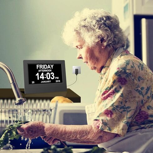 ساعة منبه بتقويم رقمي، شاشة عرض كبيرة عالية الدقة مقاس 7 بوصات، أوضاع جديدة للساعة متعددة التعتيم التلقائي، تاريخ يوم غير مختصر لمرض الزهايمر والخرف وفقدان الذاكرة وضعف الرؤية - أبيض in Kuwait