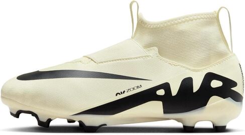 أحذية كرة القدم Nike للجنسين والطفل in Saudi Arabia