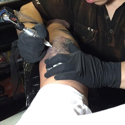 Phantom 6 mil Latex Powder Free Exam Gloves (Small -100) in Kuwait