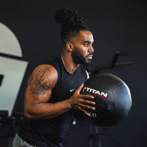 Titan Fitness LB Soft Shell Medicine Ball مع قبضة صفيحة من Poly-Composit in Kuwait