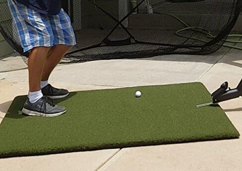 الأصلي Country Club Elite Real Feel Golf Mats 4'x4 'Huck Duty Practice. أول حصيرة غولف تأخذ نقطة الإنطلاق الحقيقية وتتيح لك التأرجح من خلال ، محاكاة ، داخلي ، الاستخدام في الهواء الطلق in Kuwait