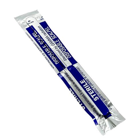 Sterile #11 Disposable Scalpels with Plastic Handle and Measuring Ruler Feature (0cm to 6cm) Individually Foil Wrapped (4) in Kuwait