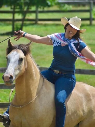 Lariat Liberty Horse Sliding Neck Ring Cordeo for Bridleless Riding - Extra Soft and Adjustable | Liberty Line, Liberty Neck Rope in Saudi Arabia