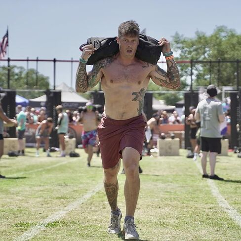 Valor Fitness تمرين الرمال - ملء الذات مزج - مقبض قبضة الدهون - فينيل شاق - مضاعفات مزدوجة السوستة المقوى - تكييف قوة الصالة الرياضية - الوزن القصوى 50 رطلاً in Kuwait