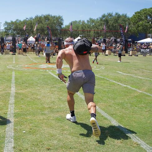 Valor Fitness تمرين الرمال - ملء الذات مزج - مقبض قبضة الدهون - فينيل شاق - مضاعفات مزدوجة السوستة المقوى - تكييف قوة الصالة الرياضية - الوزن القصوى 50 رطلاً in Kuwait