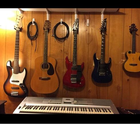 شماعات الجيتار HOOK HOOK MOUNT DISPLAY ACOUSTIC Guitar Stand Stankele Bass Mandolin Banjo Wall Hounds Black (1 ، 4+10) in Saudi Arabia