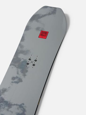 K2 Sky Pilot Freeride Snowboard in Kuwait