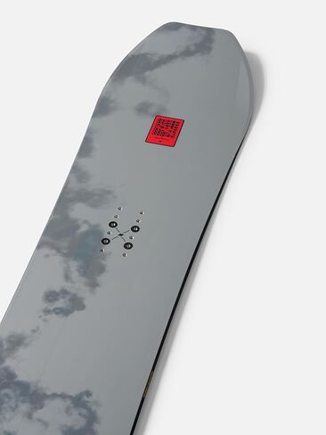 K2 Sky Pilot Freeride Snowboard in Saudi Arabia
