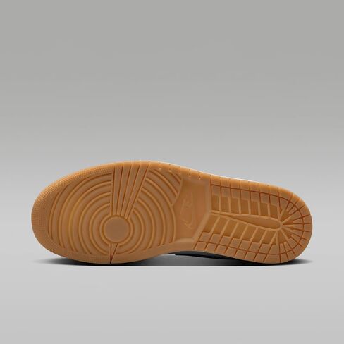 Air Jordan 1 Low Men's Shoes (553558-146 ، أبيض/رمادي/صمغ متوسط ​​بني/منتصف الليل) in Saudi Arabia