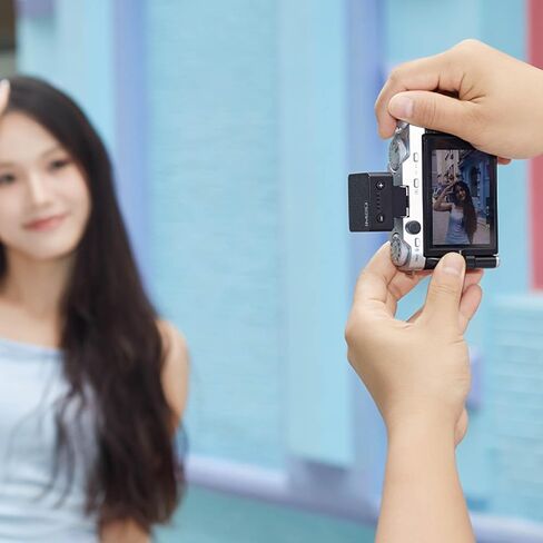 Godox IM20 Mini Flash للكاميرا مع البطارية المدمجة ، Conpact & GN10/470 MAH USB-C الشحن والأحذية الساخنة المتوافقة مع Sony ZVE10 ، ZV1 ، A7III/RICOH GR3 ، GR3X/FUJIFILM F1 ، ليس لـ ZV-1F (أبيض) in Saudi Arabia
