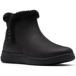 Clarks Women's Breeze Fur Ankle Boot in Saudi Arabia