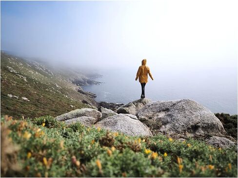 OM System Olympus OM-5 Silver Micro Four System Camera M.Zuiko Digital Ed 14-150mm F4.0-5.6 II OM System in Kuwait