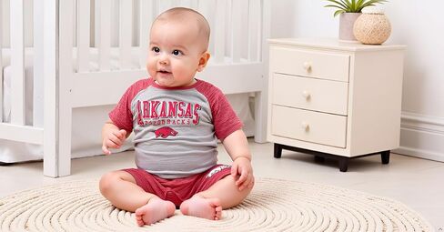 ملابس Wes and Willy Baby College Sports Fan Supe One Piece Snap Pack و Short Set نمط خيوط غائم in Kuwait