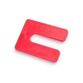 Glazelock GLZ22 مربع حدوة حدوة حصان مسطحة الحشود الأحمر 500C/صندوق. 1/8 "Shim Shim 4" L x 3 "W with7/8 Slot (500 ، 1/8") in Saudi Arabia