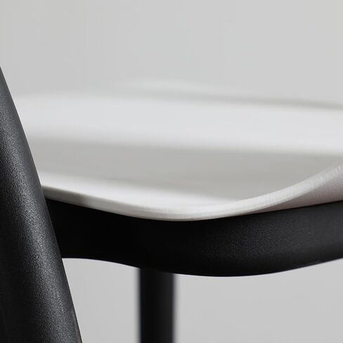 Office Chair Simple Modern Home Creative Plastic Nordic Style Dining Chair Fashionable and Versatile Leisure Chair Backrest Chair Home Office Desk Chairs in Saudi Arabia