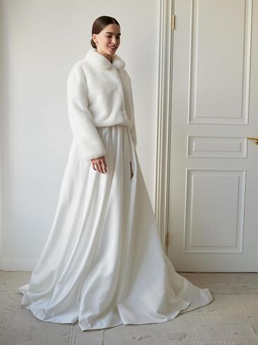 Faux Fur Bridal Shrug Jacket – Elegant White Wedding Coat – Soft Faux Fur Stole for Bride – White Cover Up for Wedding Ceremony – Premium Fur Bride Cape (S) in Saudi Arabia