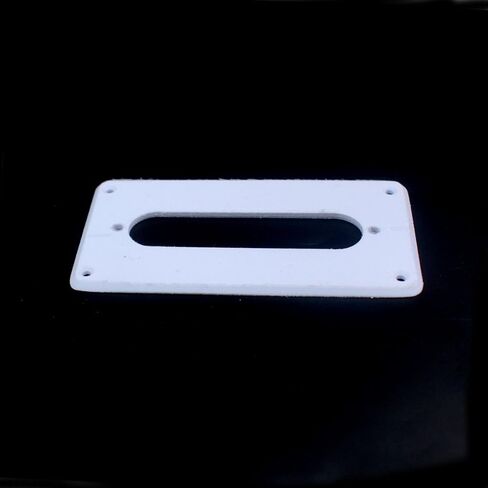 Humbucker to Strat Style Pickup Ring ، H-S-2 1-ply غير مسلح in Saudi Arabia