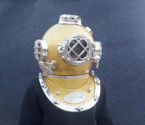 Antique Sea Divers Diving Helmet for Scuba Diving Mark V Marine Scuba Divers Helmet 18 Home Office Decorative in Kuwait