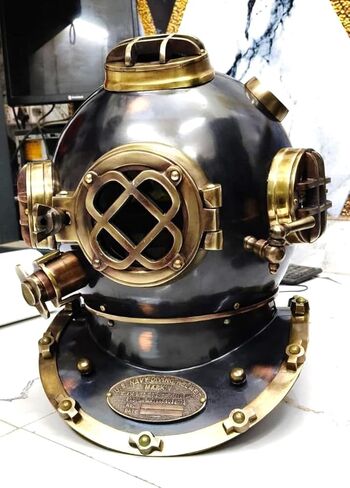 خوذة الغوص النحاسية العتيقة ، نمط البحرية الأمريكية ، قطعة مجموعة بحرية زخرفية in Kuwait