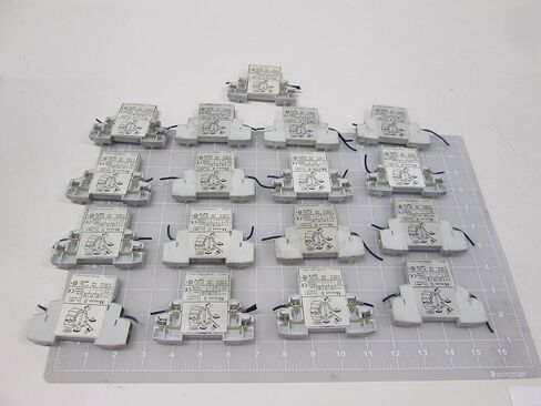NEW MOELLER NHI11-PKZ0 AUXILIARY 1P POLE CONTACT BLOCK 600V-AC B425866 in Saudi Arabia