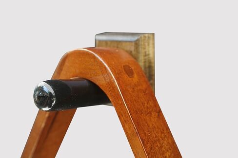 حمام السباحة القياسي و Billiards Rack Wall Mount (مصنوع في الولايات المتحدة) (أسود) in Saudi Arabia