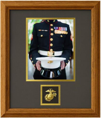 Northern Promotions هدية مخضرمة USMC - شاشة 8x10 لصورة عسكرية 5 × 7 مع شعار ذهبي بحري - إطار أسود ، حصيرة رمادية داكنة مع تقليم ذهبي - مثالي للتقاعد التخرج أو الشاشة التذكارية in Kuwait