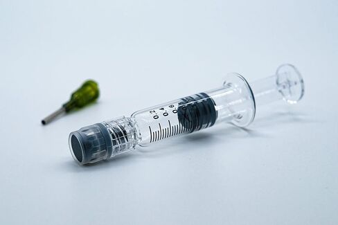 1ML Glass Luer-Lock Slip-Tip Syringe for Oils, Concentrates, Medicine - 14 Gauge 1/2" Blunt Tip Needle - Retail Display Blister Pack Included (100 Pack, 1ML Luer-Lock) in Saudi Arabia