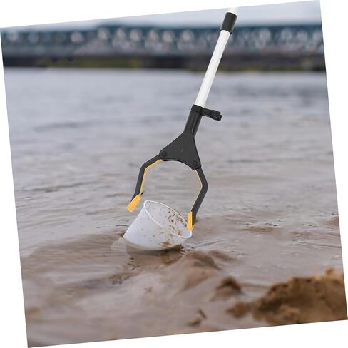 Handheld Garbage Grabber Tool Trash Picker with User Friendly Handle for Easy for Rubbish Collection Outdoor Indoor Settings in Saudi Arabia