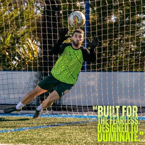 Adult Soccer Goalie Jersey - Pro Series - Elbow Padded - Quick-Dry Fabric - Ergonomic Fit - Enhanced Durability in Saudi Arabia