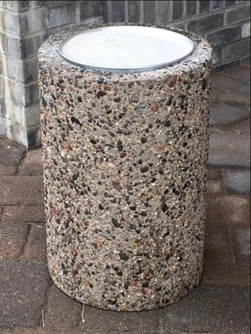 رمال منفضة سجائر للاستخدام الداخلي والخارجي (أبيض) (10 رطل.) in Kuwait