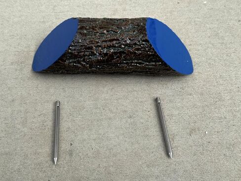 Sandbaggy Wood Golf Tee Box Marker - UV Protected, Rust Resistant - Log/Timber Style in Kuwait