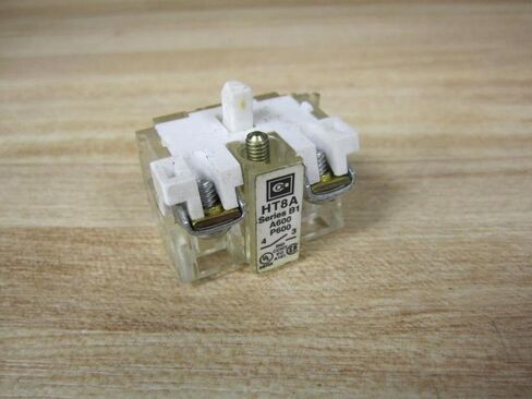Cutler Hammer HT8A (1) N.O. الاتصال (s). للاستخدام مع HT800 Series Pushbuttons and Switches. ، 30 مم ، كتلة التلامس Eaton ، استبدال in Saudi Arabia
