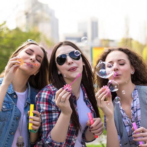 30 PCS Daisy Bubble Wands Pastel Flower Party Party Favors Groovy Hippie Bubble Makers for Birthday Wedding Supplies و Rijer و Goodie Facs و Piñata Goodi Bag Stuffs ( in Kuwait
