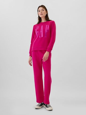 GAP Women's Logo Crewneck Sweatshirt in Saudi Arabia