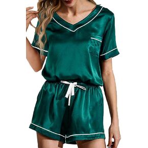 طقم بيجامة حريرية من الساتان للسيدات من CHYRII طقم بيجامة ناعم بأكمام قصيرة مكون من قطعتين مع شورت صالة مجموعات ملابس نوم in Kuwait