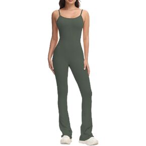 بذلة TTCM Flare للنساء، بدلة قفز ضيقة ذات أشرطة سباغيتي ورقبة واسعة، بدلة لعب Unitard كاجوال بطول كامل in Kuwait