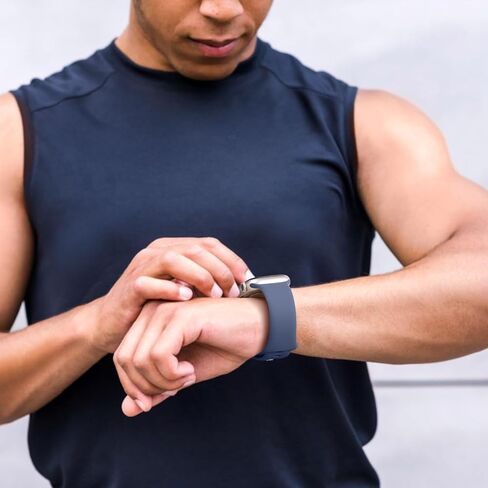 5 عبوات من أساور السيليكون الناعمة - متوافقة مع Apple Watch Ultra 2 وUltra Band 49 مم 45 مم 44 مم 42 مم 41 مم 40 مم 38 مم للرجال والنساء، حزام رياضي مسامي لسلسلة Ultra 2 iWatch 9 8 7 6 SE 5 4 3 2 in Saudi Arabia