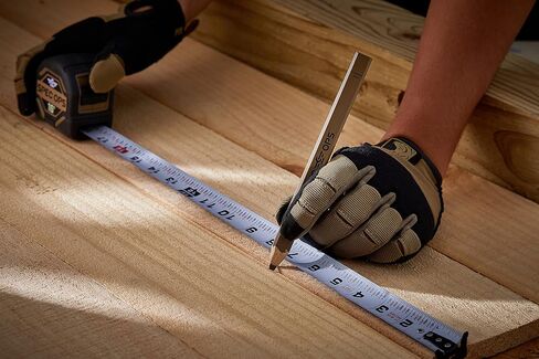 مجموعة أقلام رصاص من Spec Ops Tools مكونة من 24 قلم رصاص للنجار، و2 قلم نجار متوسط ​​الحجم، ووضع علامات دقيقة على موقع العمل، ومسطرة داخلية، ومقياس معماري، تم التبرع بها بنسبة 3% للمحاربين القدامى in Kuwait