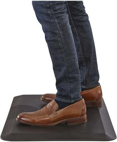 حصيرة Safco Anti-Fatigue ، 20 "× 30" ، يقلل من التعب ، ويزيد من الراحة ، والبولي يوريثان ذاتي متينة للمنزل والمكاتب ، والأسود in Saudi Arabia