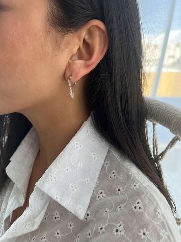 أقراط Huggie للنساء -14K الذهب/الفضة مطلي الفضة الفراشة الفراشة الأفعى ريشة النحل أقراط للنساء الأقراط in Saudi Arabia