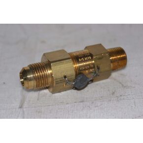 يورك 022-11704-000 صمام الإغاثة in Kuwait