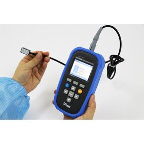 Three-axis Fluxgate Magnetometer Tesla Gauss Meter Surface Weak Magnetic Field Tester With Range 0 To 1000μT Triaxial Fluxgate Sensor Class 2 Resolution 10nT USB Interface μT mG Unit Switch in Kuwait