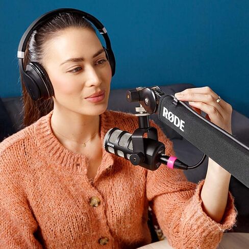 Rode PSA1+ Professional Studio Boom Arm for Broadcast Microphones with Quick Release Microphone Adapter and StreamEye Polishing Cloth in Saudi Arabia